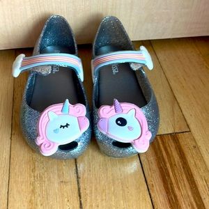 Mini Melissa  toddler size 7. Ultra girl unicorn in silver glitter.